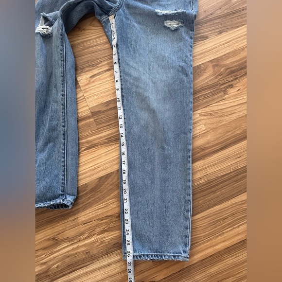 Old Navy Women High Rise Ripped Boyfriend Jeans Button fly Size 6 - Picture 4 of 8